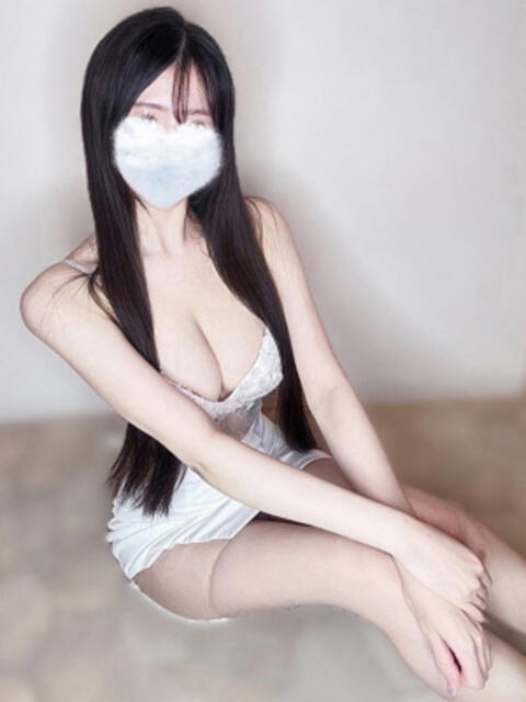 池田りな ELTERAS TOKYO - エルテラス -（【非風俗】メンズエステ）