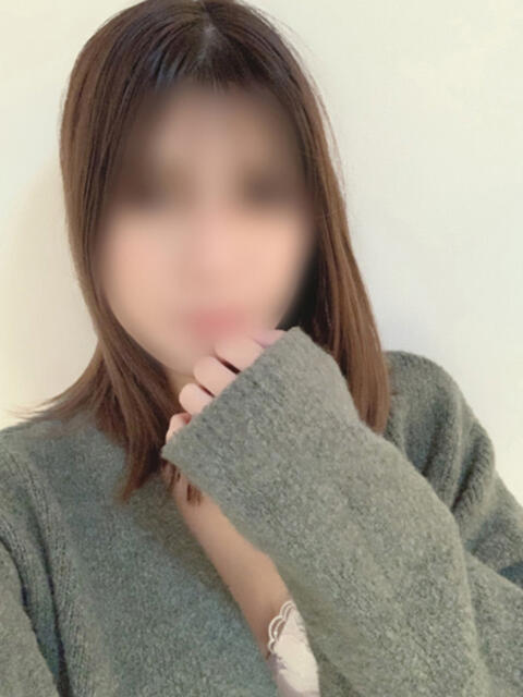 かすみ★天然沖縄エロ美人 かりゆしOLの秘密【20代沖縄美女多数在籍-デリヘル×ヌードエステ】（性感エステ＆デリヘル）