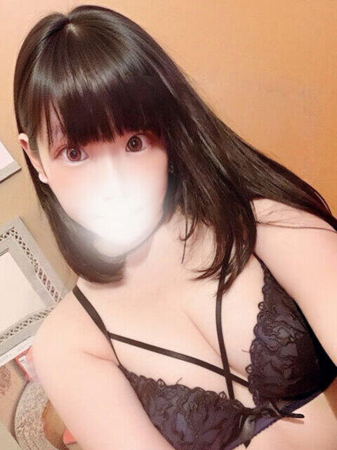 えいな つまみぐいイケちゃいますよ！（デリヘル）