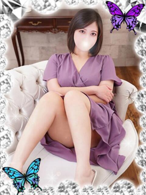 横山(よこやま) Ageha（あげは）（美人奥様デリヘル）