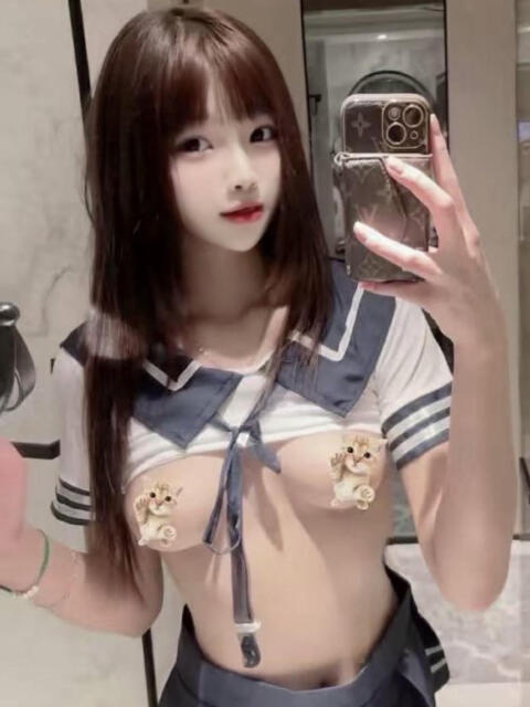 18才のバニー★衝撃日本初新人 K club KNOCK（韓国デリヘル）