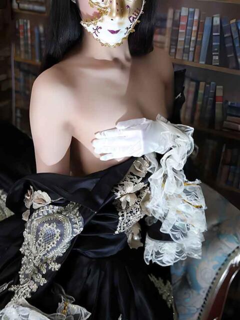 白石 美羽 倶楽部月兎【貴婦人】名古屋店（高級人妻デリヘル）