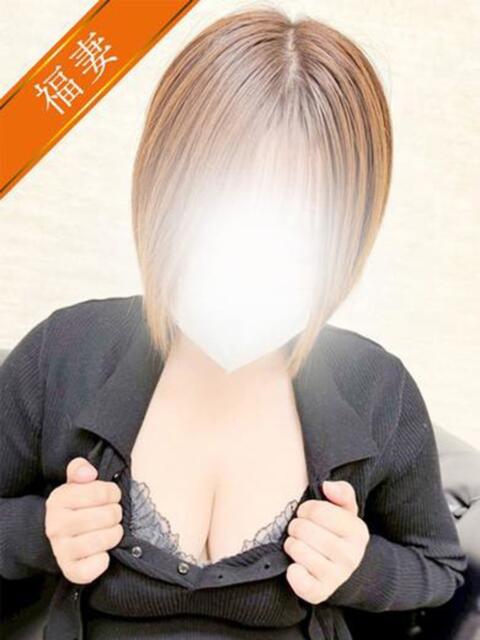 ユイナ 人妻の雫 岡山店（人妻系デリヘル）