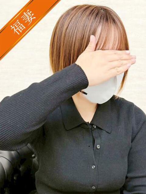 ユイナ 人妻の雫 岡山店（人妻系デリヘル）