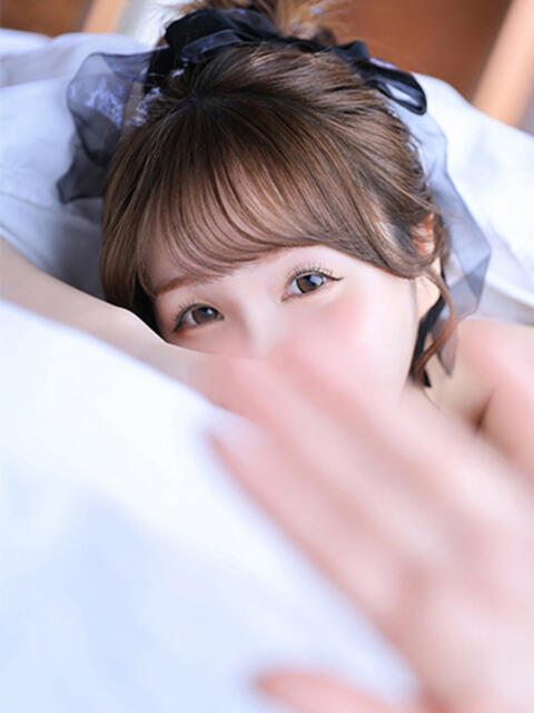 新人・こはる☆濡れて誘う清純肌 シャブール（高級デリヘル）