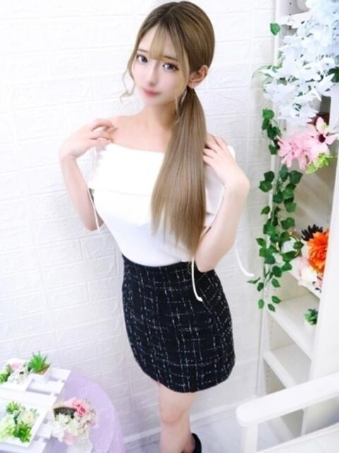 ろあ 見学娘（オナクラ・手コキ）