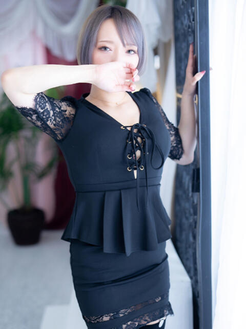 みな 梅田人妻秘密倶楽部（出張M性感）