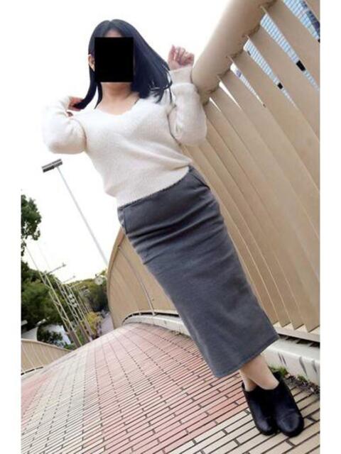 もえ 逢って30秒で即尺（人妻・熟女待ち合わせデリヘル）