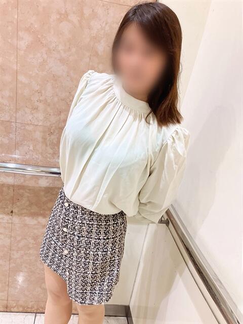 舟崎 美紀 昼妻夜 滋賀店（駅待ち合わせ人妻デリヘル）