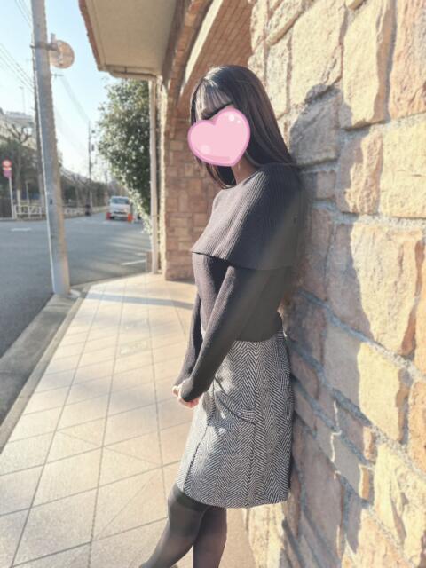 るり『ラウンジ系美少女!かと思いきや顔には幼さ残る中身もおっとりマイペース』 錦糸町派遣型JKリフレガチあい(派遣リフレ)