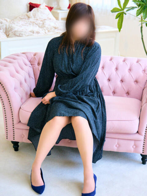 りね 奥様の実話 梅田店（人妻ホテヘル）