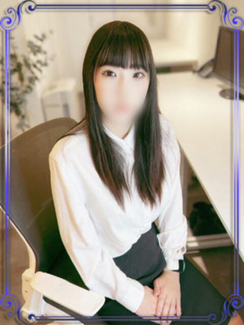 片瀬るみ e女商事 池袋店（ホテヘル＆デリヘル）