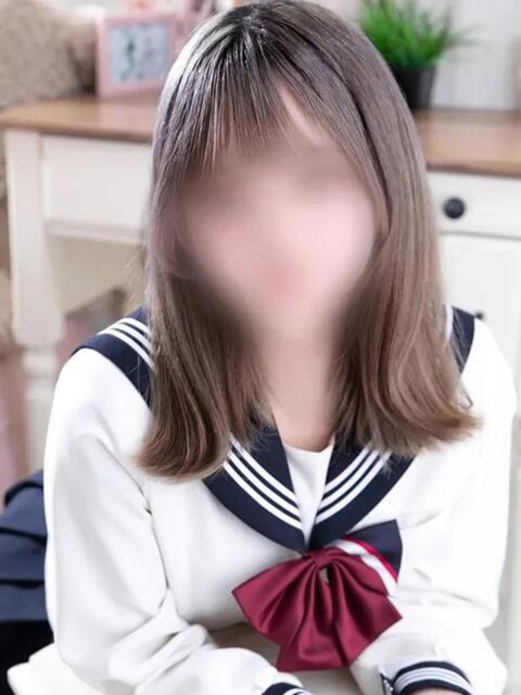 しおり 新宿・本格コスプレ素人アイドル学園イメクラ「新入生」（デリヘル）