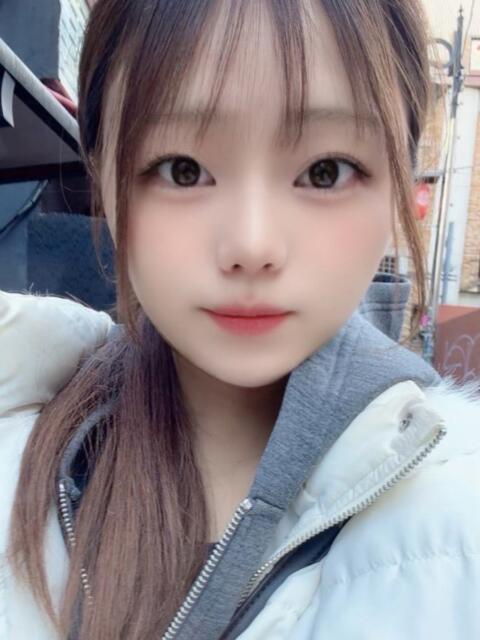 もこ 舐めたくてグループ～君とサプライズ学園～越谷校（デリヘル）