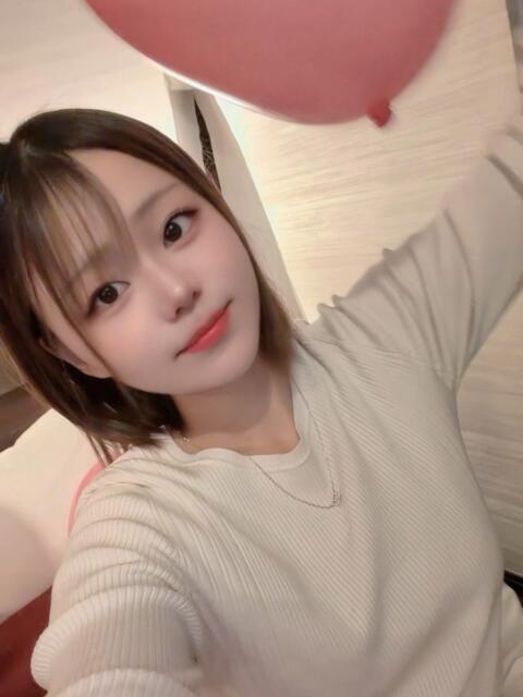 もこ 舐めたくてグループ～君とサプライズ学園～越谷校（デリヘル）