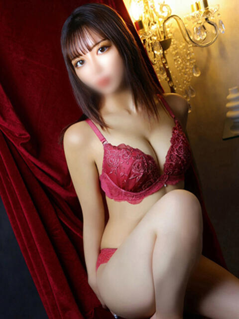 ちな 淫乱痴女エステ新宿店（出張アロマエステ）