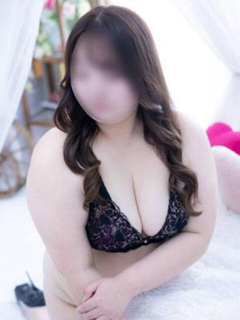 なほ 大阪ぽっちゃりマニア 十三店(デリヘル)