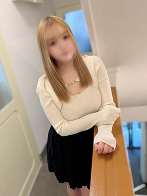 くるみ かりんと秋葉原（オナクラ・手コキ）