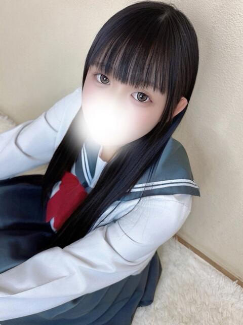 苺乃 にこ しゃせきょっ!XX教育される制服女子たち（ホテヘル）