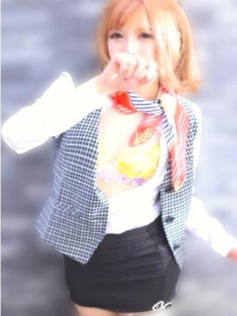 クルミ 人妻生レンタル（デリヘル）