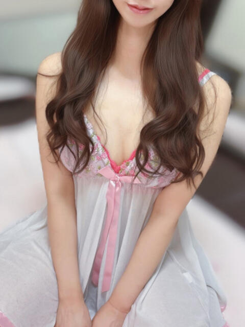 泉水ねね ワイフの楽園（【非風俗】メンズエステ）