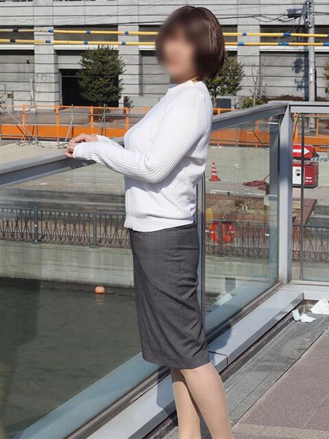 かなを 奥鉄オクテツ兵庫（人妻デリヘル）