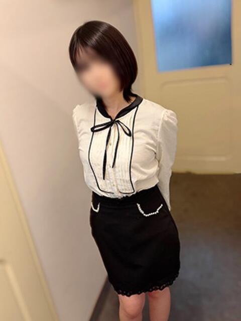 あや かりんと赤坂（派遣型オナクラ）