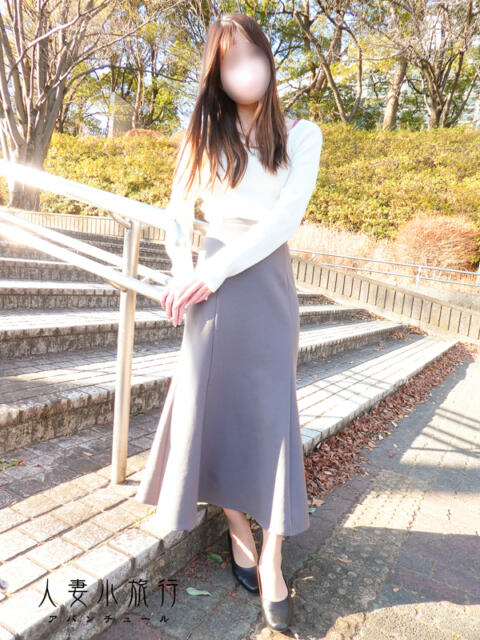 みり 人妻小旅行（人妻系デリヘル）