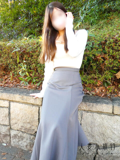 みり 人妻小旅行（人妻系デリヘル）