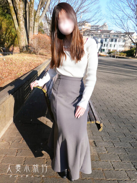 みり 人妻小旅行（人妻系デリヘル）