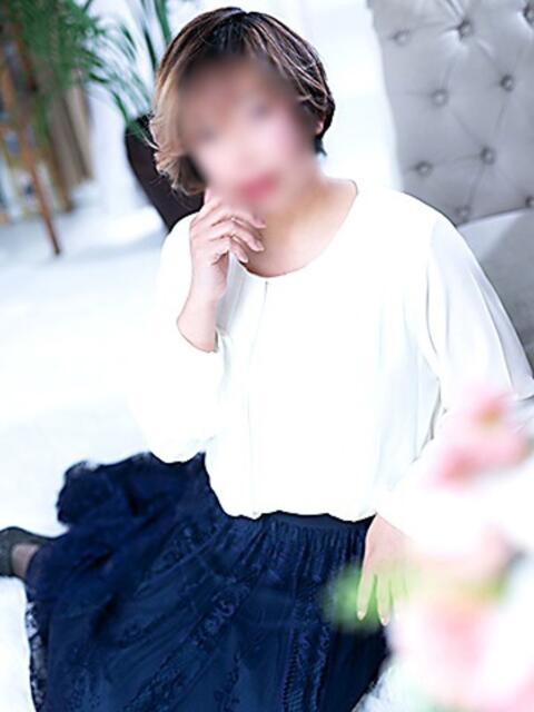 しゃねる 熟女家 十三店（待ち合わせ型デリヘル）