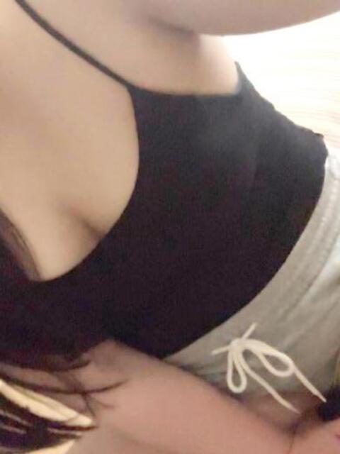 ポコ 人妻生レンタル（デリヘル）