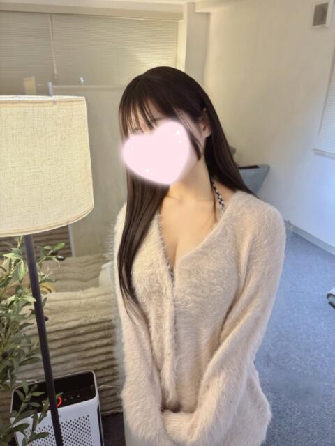 らら 池袋S級素人派遣型東京美少女物語（派遣型リフレ）