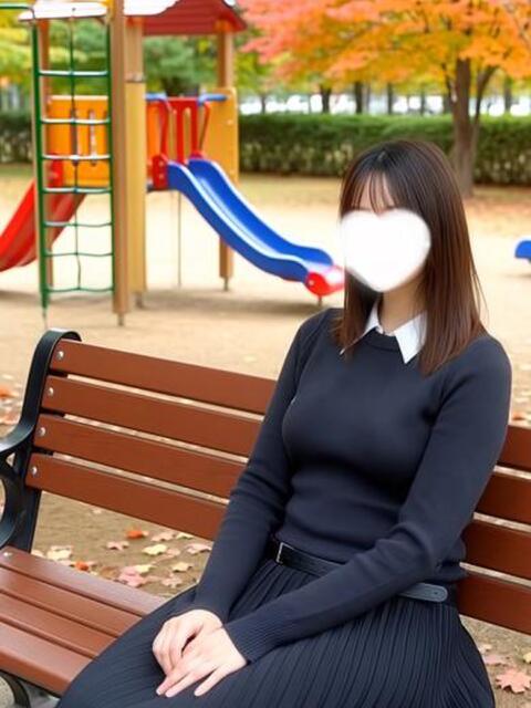 なち【SILVERcourse】 お姉さん人妻専門店FANTASY（デリヘル）