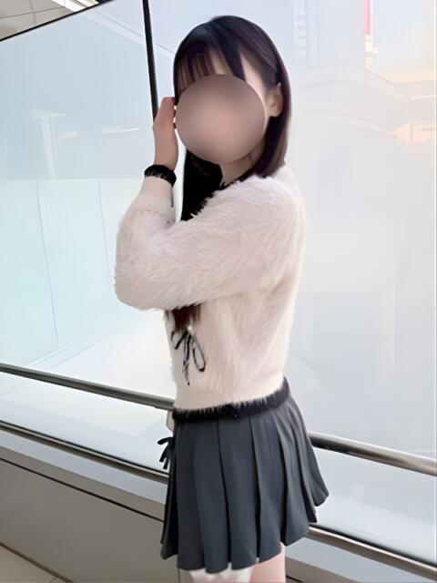 しろな かりんと赤坂（派遣型オナクラ）