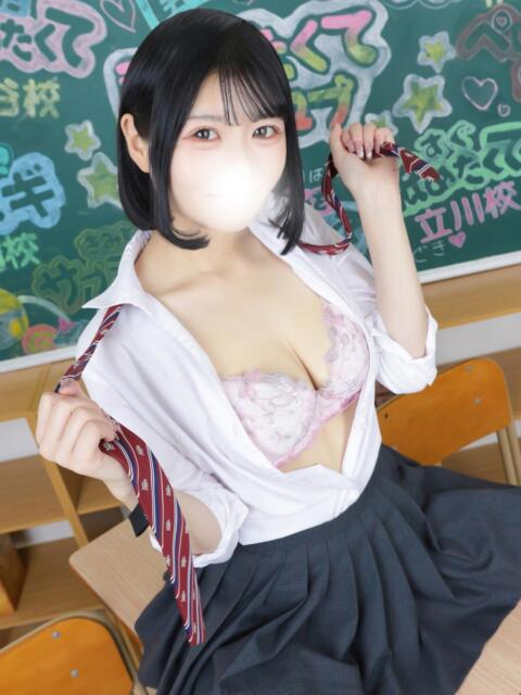 れな 舐めたくてグループ～君とサプライズ学園～越谷校（デリヘル）