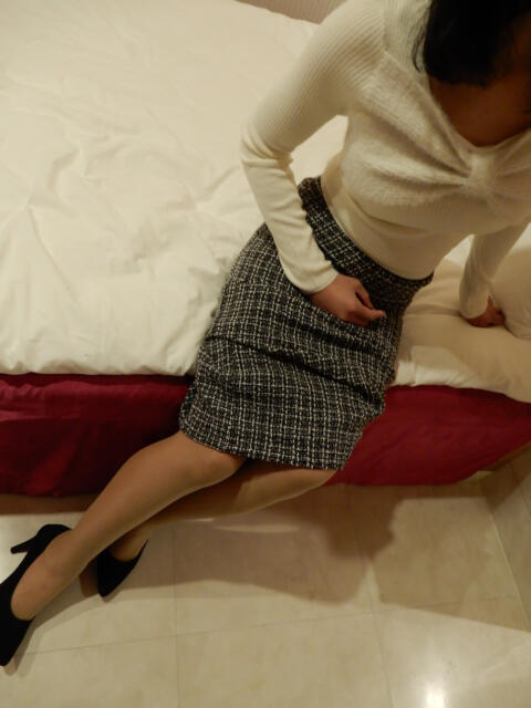 【体験入店】あみ ロダン（人妻熟女デリヘル）