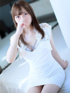 ほなみ　色白スレンダー美若妻 CELEB FACE NAKASU（中洲/ソープ）