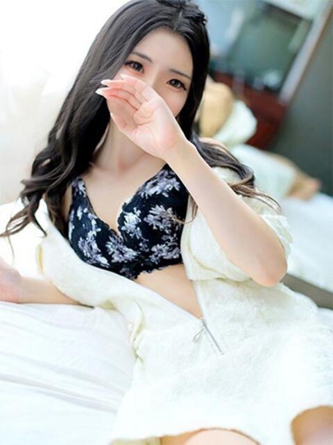 かりん　 至極の癒美 CELEB FACE NAKASU（人妻ソープランド）