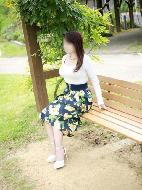 芹奈 かすみ こあくまな熟女たち 広島店（KOAKUMAグループ）（人妻・熟女デリヘル）