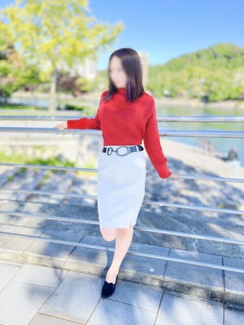綾瀬 まゆ こあくまな熟女たち 広島店（KOAKUMAグループ）（人妻・熟女デリヘル）