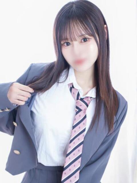 なつね E+アイドルスクール新宿・歌舞伎町店（デリヘル）