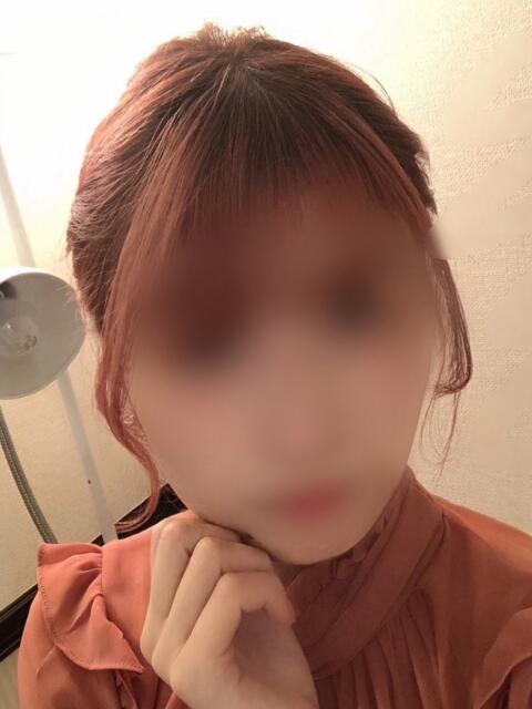 体験入店まこ 艶妻（若妻ホテヘル）