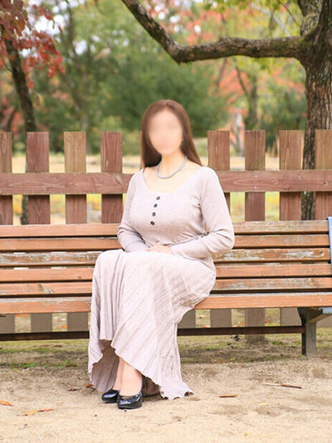 白鳥　真理 こあくまな熟女たち姫路店（KOAKUMAグループ）（人妻・熟女デリヘル）