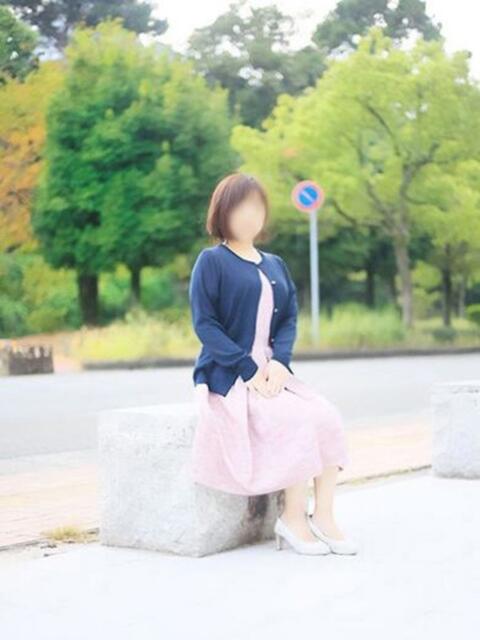 柏木 梨奈 こあくまな熟女たち姫路店（KOAKUMAグループ）（人妻・熟女デリヘル）