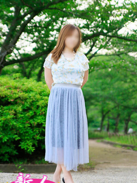 愛沢絵美里 こあくまな熟女たち姫路店（KOAKUMAグループ）（人妻・熟女デリヘル）