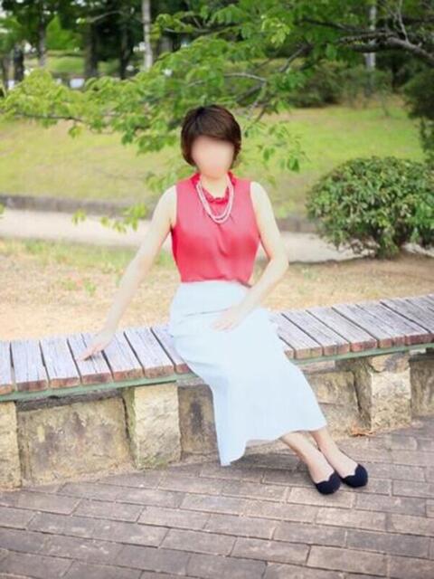 堤 すず こあくまな熟女たち姫路店（KOAKUMAグループ）（人妻・熟女デリヘル）