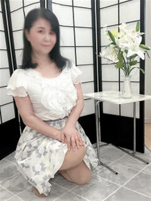 ひろすえ ふるさと（熟女デリヘル）