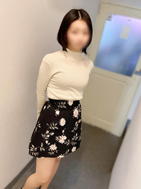 ゆか かりんと秋葉原（オナクラ・手コキ）