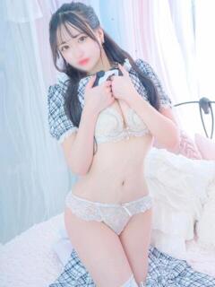 りさ E+アイドルスクール新宿・歌舞伎町店（新宿・歌舞伎町/デリヘル）